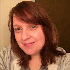Meet your Posher, Paula